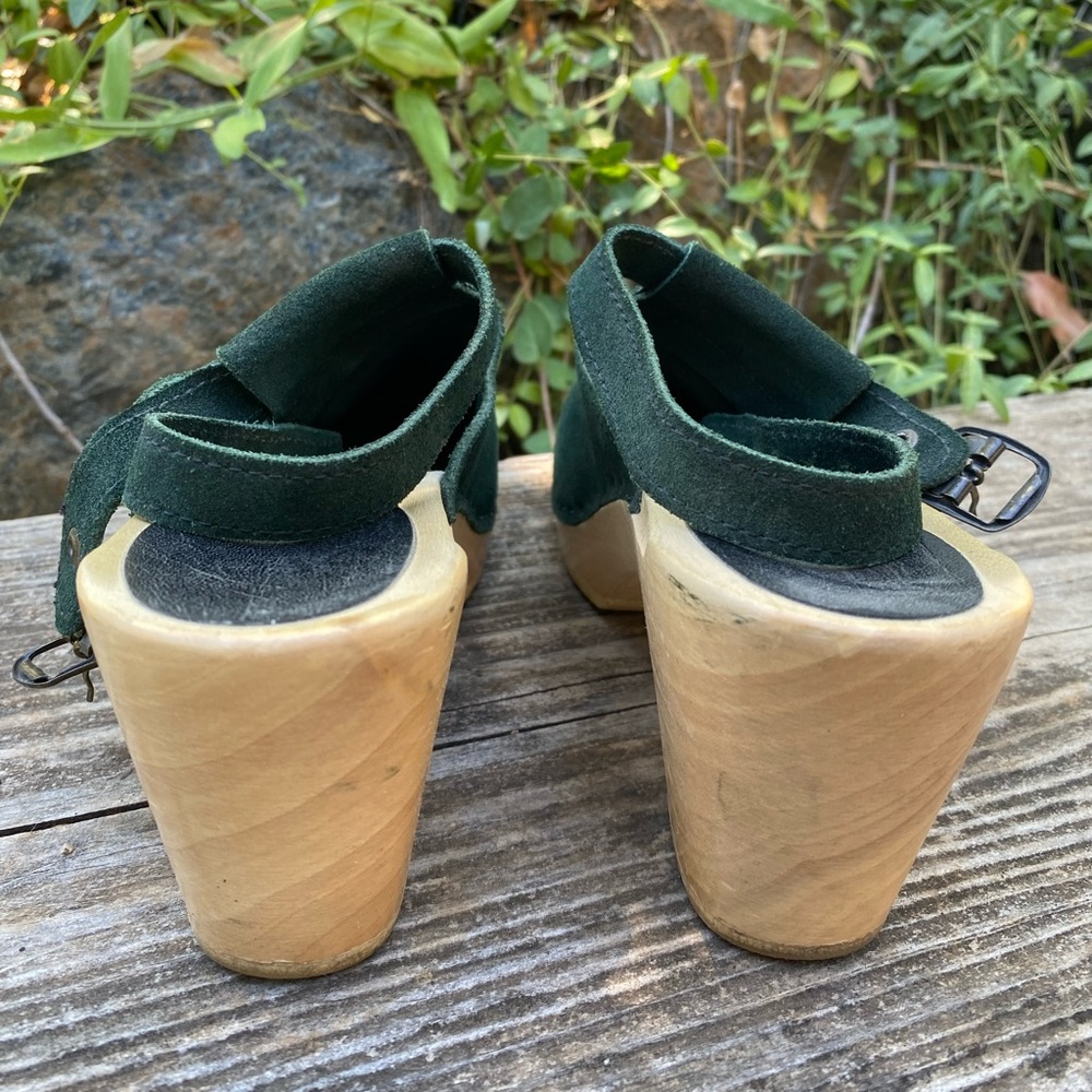 So stylish! No. 6, size 40, women’s 9, like-new condition. - Picture 3 of 4